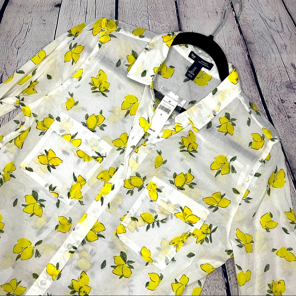 Gap Factory Lemon Print Button-Up Shirt
